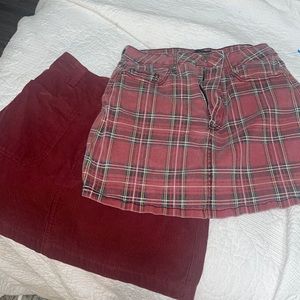 Set of 2 - Red Skirts